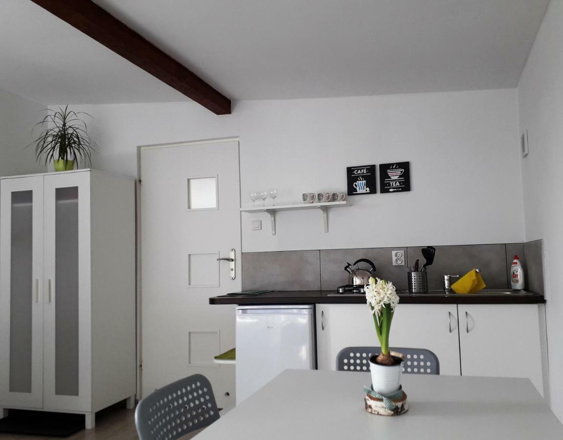 Zielone Zacisze Villa Uniejow Ngoại thất bức ảnh